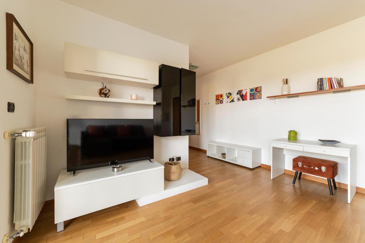 Milano Rogoredo Apt With Terrace! Apartment Exterior photo