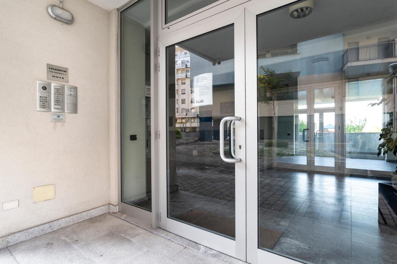 Milano Rogoredo Apt With Terrace! Apartment Exterior photo