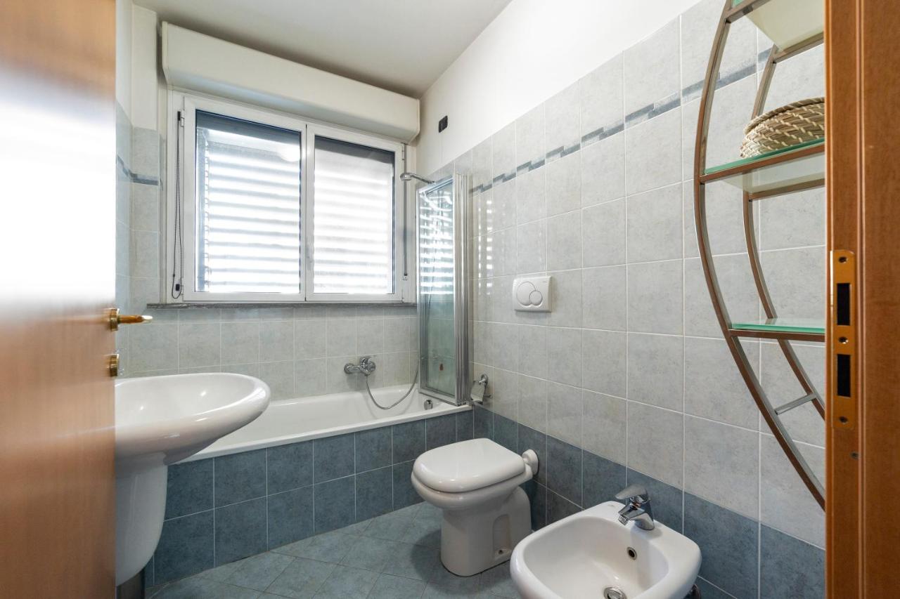 Milano Rogoredo Apt With Terrace! Apartment Exterior photo
